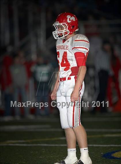Thumbnail 1 in Ferndale vs. Salesian (CIF NCS D4 Final) photogallery.