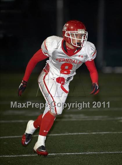 Thumbnail 1 in Ferndale vs. Salesian (CIF NCS D4 Final) photogallery.
