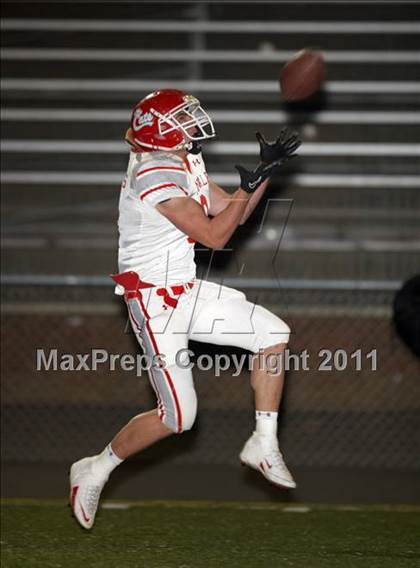 Thumbnail 2 in Ferndale vs. Salesian (CIF NCS D4 Final) photogallery.