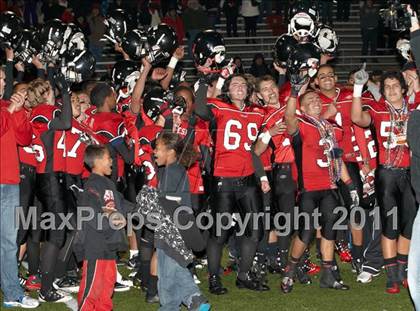 Thumbnail 1 in Ferndale vs. Salesian (CIF NCS D4 Final) photogallery.