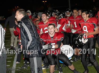 Thumbnail 2 in Ferndale vs. Salesian (CIF NCS D4 Final) photogallery.