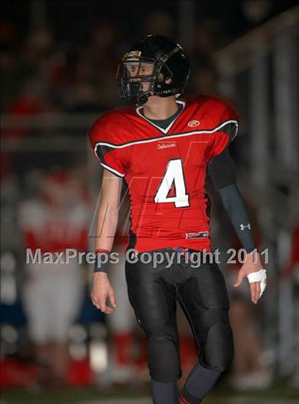 Thumbnail 3 in Ferndale vs. Salesian (CIF NCS D4 Final) photogallery.
