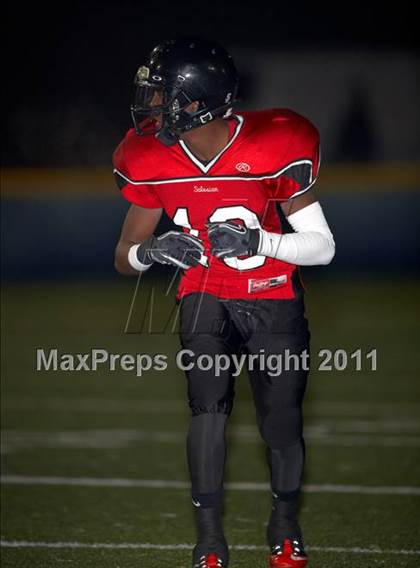 Thumbnail 3 in Ferndale vs. Salesian (CIF NCS D4 Final) photogallery.