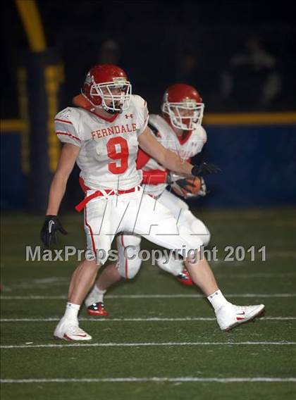 Thumbnail 1 in Ferndale vs. Salesian (CIF NCS D4 Final) photogallery.