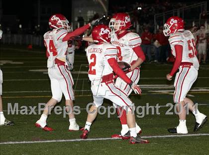 Thumbnail 3 in Ferndale vs. Salesian (CIF NCS D4 Final) photogallery.