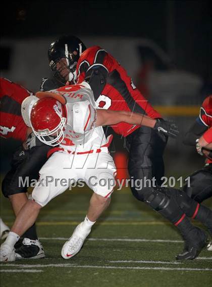 Thumbnail 2 in Ferndale vs. Salesian (CIF NCS D4 Final) photogallery.