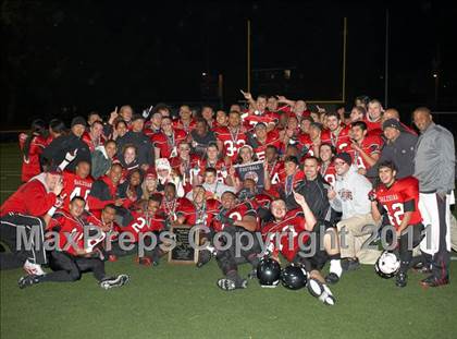 Thumbnail 3 in Ferndale vs. Salesian (CIF NCS D4 Final) photogallery.