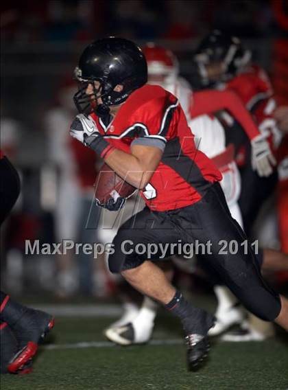 Thumbnail 1 in Ferndale vs. Salesian (CIF NCS D4 Final) photogallery.