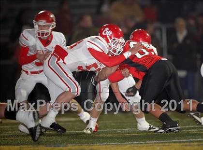 Thumbnail 3 in Ferndale vs. Salesian (CIF NCS D4 Final) photogallery.
