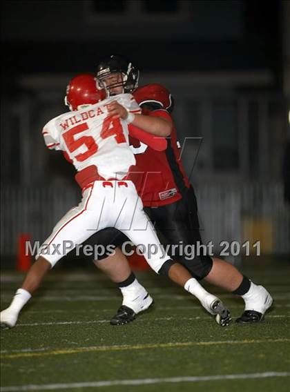 Thumbnail 3 in Ferndale vs. Salesian (CIF NCS D4 Final) photogallery.