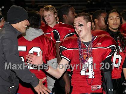 Thumbnail 3 in Ferndale vs. Salesian (CIF NCS D4 Final) photogallery.
