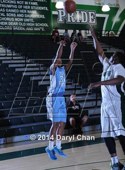 Thumbnail 1 in Upland vs Sylmar (San Gabriel Tournament) photogallery.