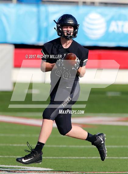 Thumbnail 1 in North Little Rock @ Bentonville (AAA 7A Final) photogallery.