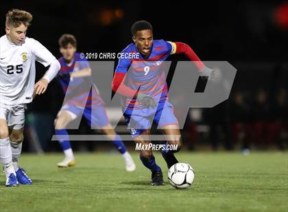 Thumbnail 2 in McQuaid Jesuit @ Fairport (Section 5 Class AA Final) photogallery.