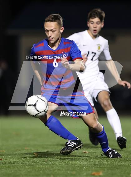 Thumbnail 3 in McQuaid Jesuit @ Fairport (Section 5 Class AA Final) photogallery.