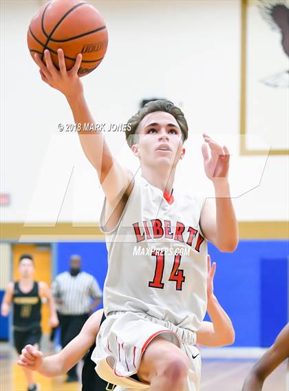 Thumbnail 2 in Verrado vs. Liberty (Sunnyslope Hoopsgiving Tournament) photogallery.