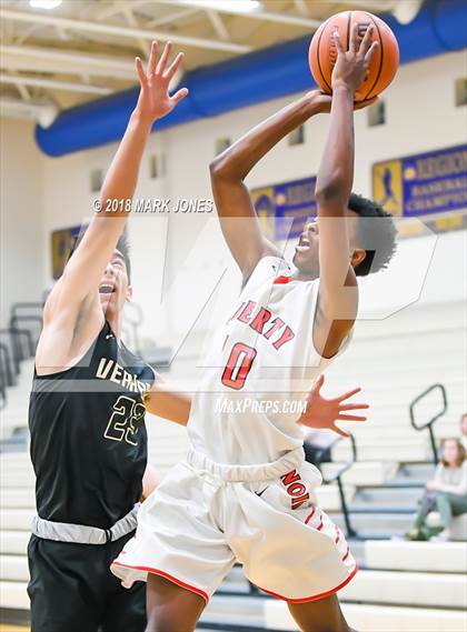 Thumbnail 3 in Verrado vs. Liberty (Sunnyslope Hoopsgiving Tournament) photogallery.