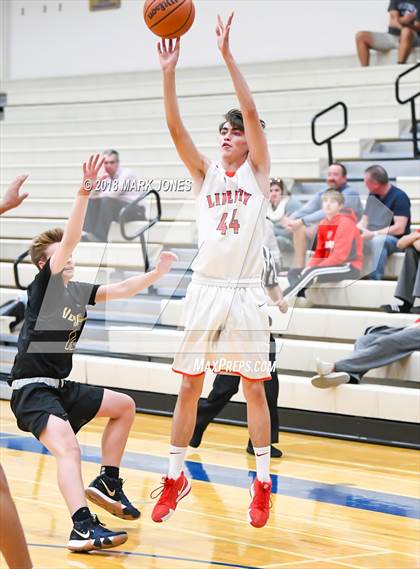 Thumbnail 2 in Verrado vs. Liberty (Sunnyslope Hoopsgiving Tournament) photogallery.