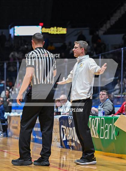 Thumbnail 2 in Victor vs. Greece Athena (NYSPHSAA Section V Class AA Finals) photogallery.