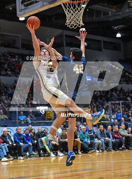 Thumbnail 1 in Victor vs. Greece Athena (NYSPHSAA Section V Class AA Finals) photogallery.