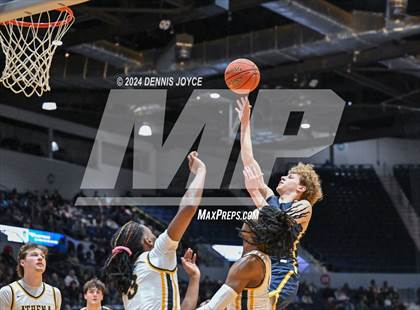 Thumbnail 3 in Victor vs. Greece Athena (NYSPHSAA Section V Class AA Finals) photogallery.