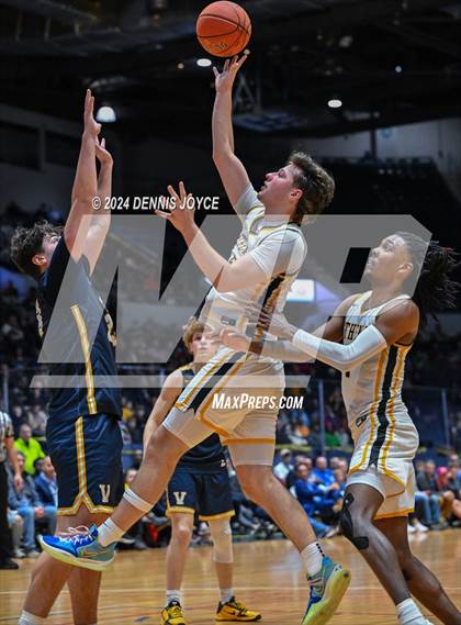Thumbnail 2 in Victor vs. Greece Athena (NYSPHSAA Section V Class AA Finals) photogallery.