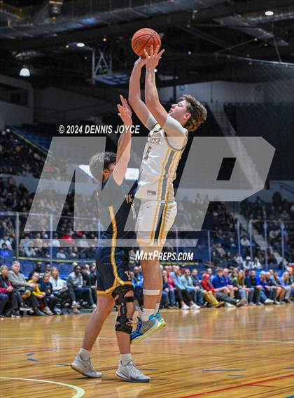 Thumbnail 2 in Victor vs. Greece Athena (NYSPHSAA Section V Class AA Finals) photogallery.