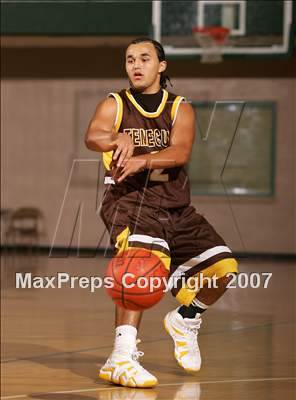 Thumbnail 2 in Temecula Valley vs. Southwood-Canada (Torrey Pines Holiday Prep Classic) photogallery.