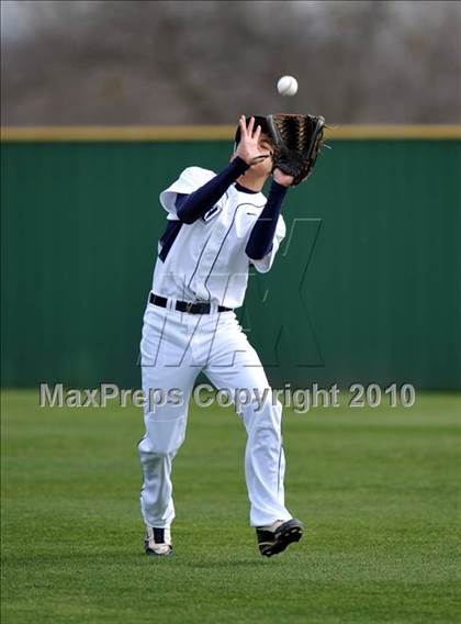 Thumbnail 2 in Nimitz vs. Liberty (Denton Ryan Tourney) photogallery.