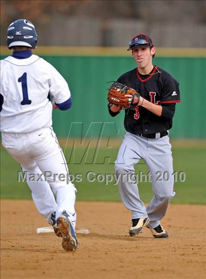 Thumbnail 2 in Nimitz vs. Liberty (Denton Ryan Tourney) photogallery.