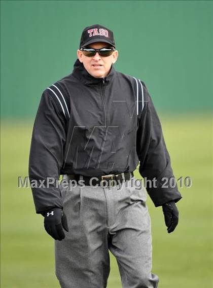 Thumbnail 2 in Nimitz vs. Liberty (Denton Ryan Tourney) photogallery.