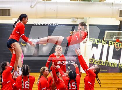 Thumbnail 1 in Del Oro photogallery.