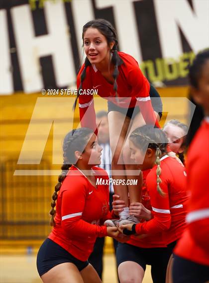 Thumbnail 3 in Del Oro photogallery.