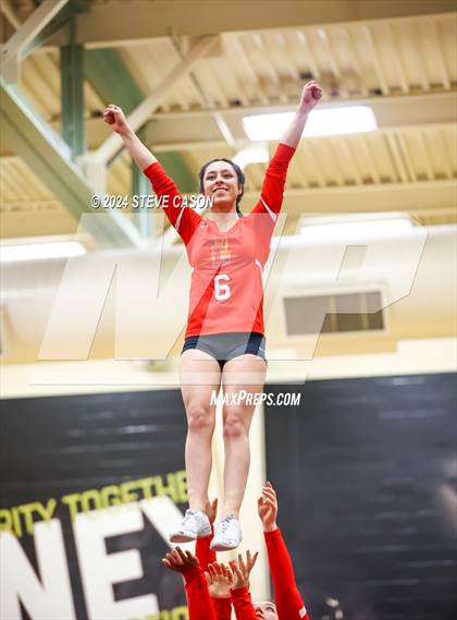 Thumbnail 3 in Del Oro photogallery.
