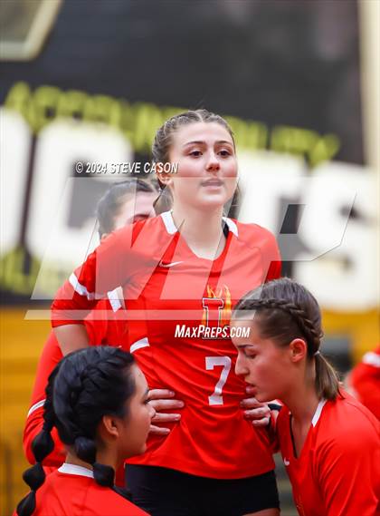 Thumbnail 3 in Del Oro photogallery.