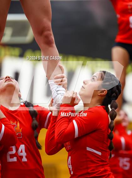 Thumbnail 3 in Del Oro photogallery.