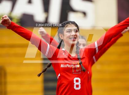 Thumbnail 1 in Del Oro photogallery.