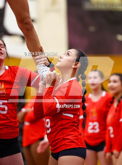 Thumbnail 2 in Del Oro photogallery.