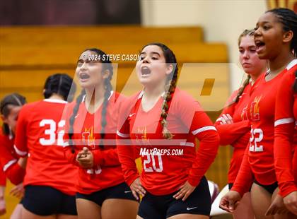 Thumbnail 2 in Del Oro photogallery.