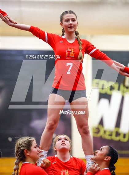 Thumbnail 2 in Del Oro photogallery.