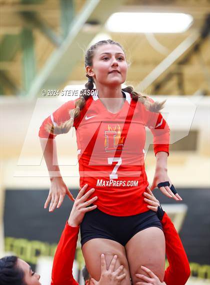 Thumbnail 3 in Del Oro photogallery.