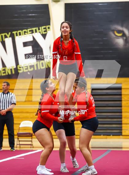 Thumbnail 3 in Del Oro photogallery.