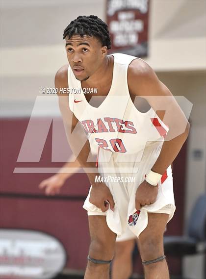 Thumbnail 2 in Crossroads vs. San Leandro (Rancho Mirage Holiday Invitational) photogallery.