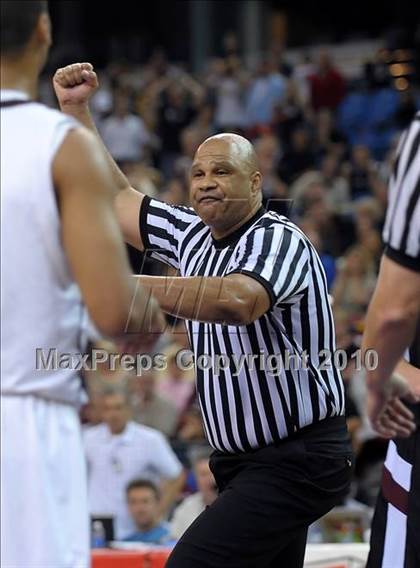 Thumbnail 1 in Woodcreek vs. St. Francis (CIF NorCal D2 Final) photogallery.
