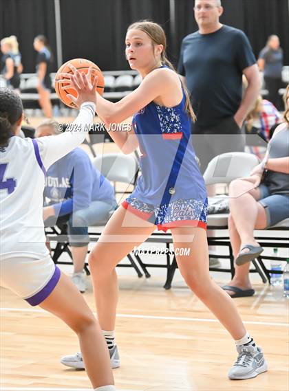 Thumbnail 1 in Cesar Chavez vs. Douglas (Section 7) photogallery.