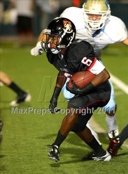 Thumbnail 1 in El Camino Real @ Harvard-Westlake photogallery.