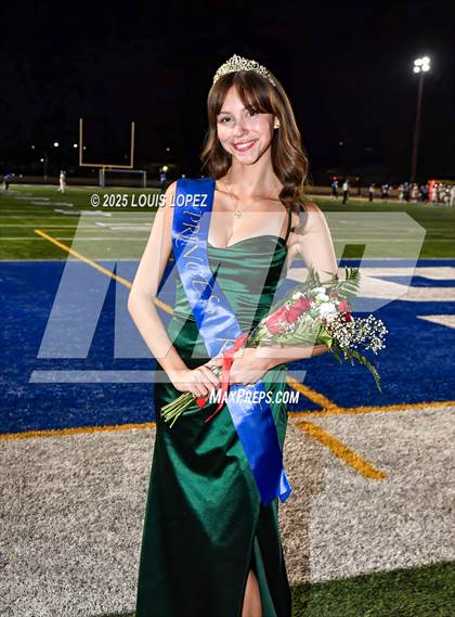 Thumbnail 3 in Claremont @ Charter Oak (Homecoming) photogallery.