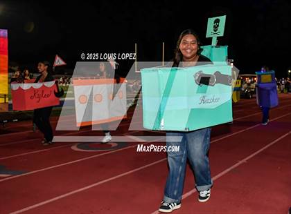 Thumbnail 3 in Claremont @ Charter Oak (Homecoming) photogallery.