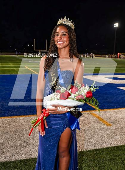 Thumbnail 2 in Claremont @ Charter Oak (Homecoming) photogallery.