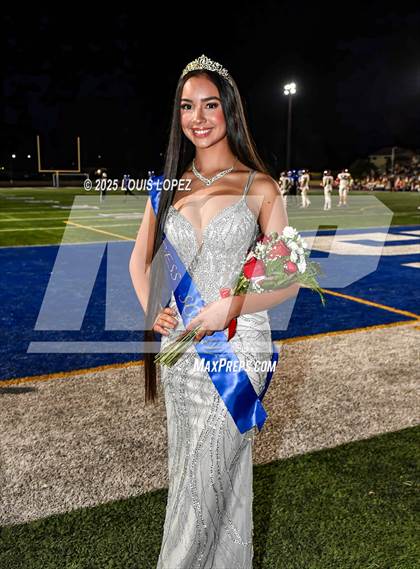 Thumbnail 2 in Claremont @ Charter Oak (Homecoming) photogallery.